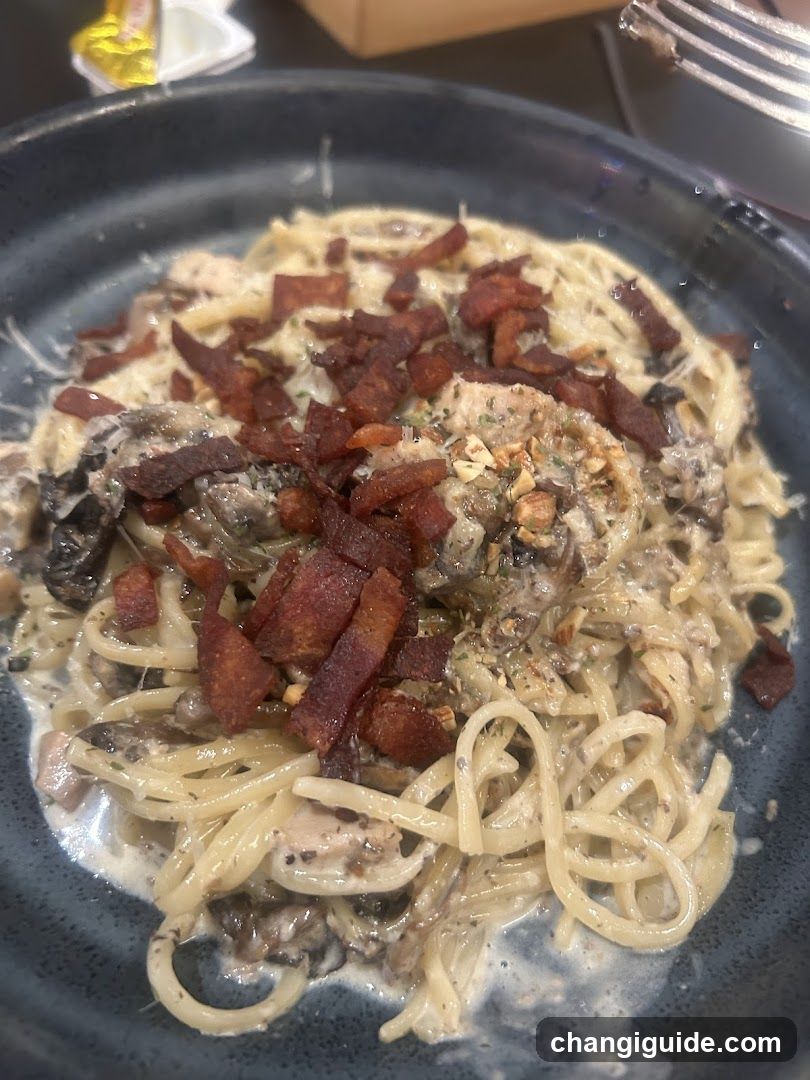 Creamy Pasta with Bacon and Mushrooms