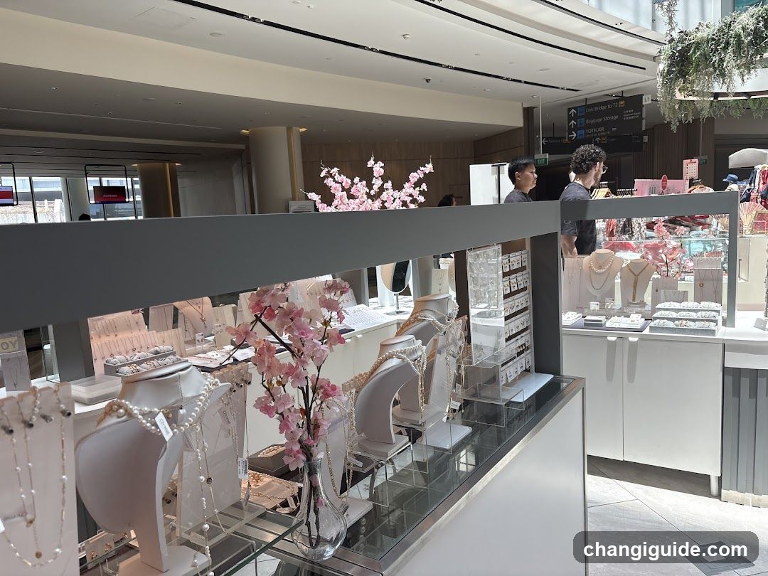 Jewelry Store Interior Display