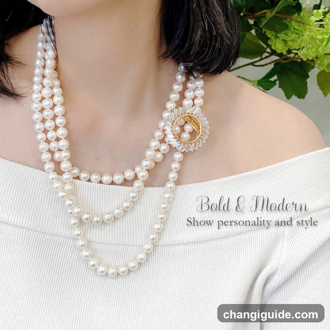 Bold & Modern Pearl Necklace