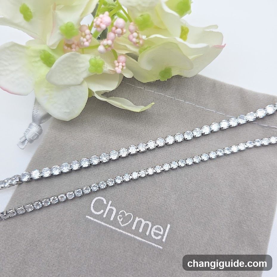 Chomel Jewelry Display