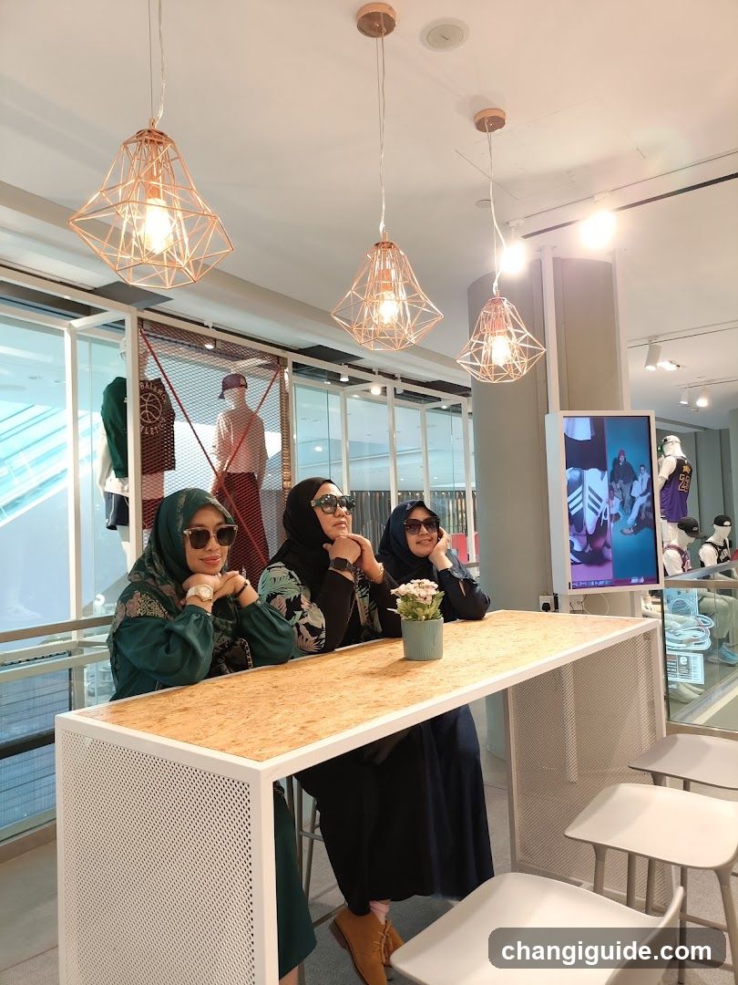 Women at a bar counter in a mall