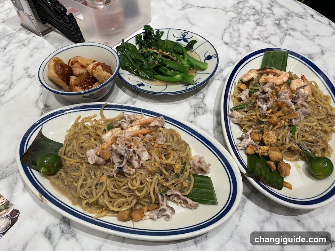 Noodle Dishes with Shrimp and Vegetables