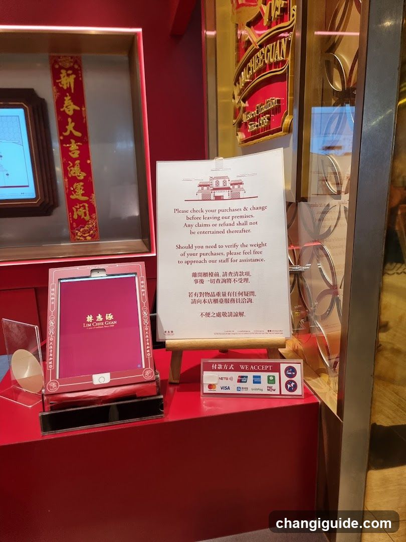 Lam Chueh Cuan Storefront Display