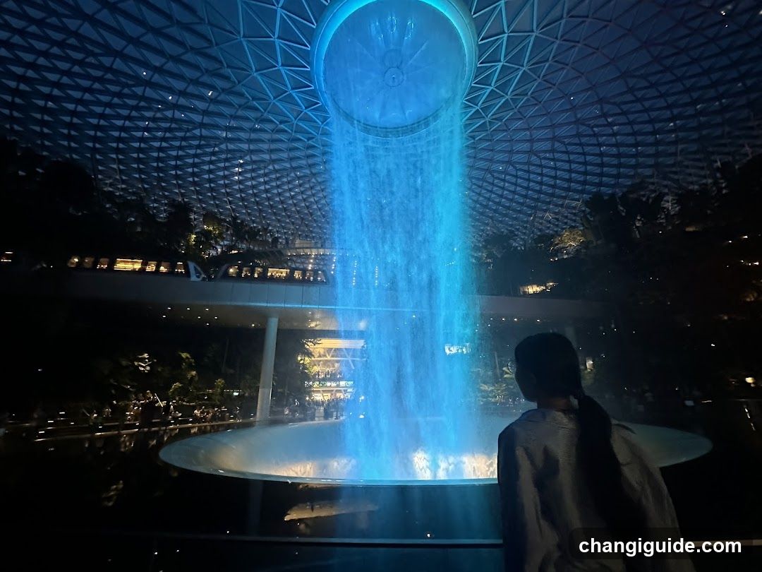 Rain Vortex at Jewel Changi