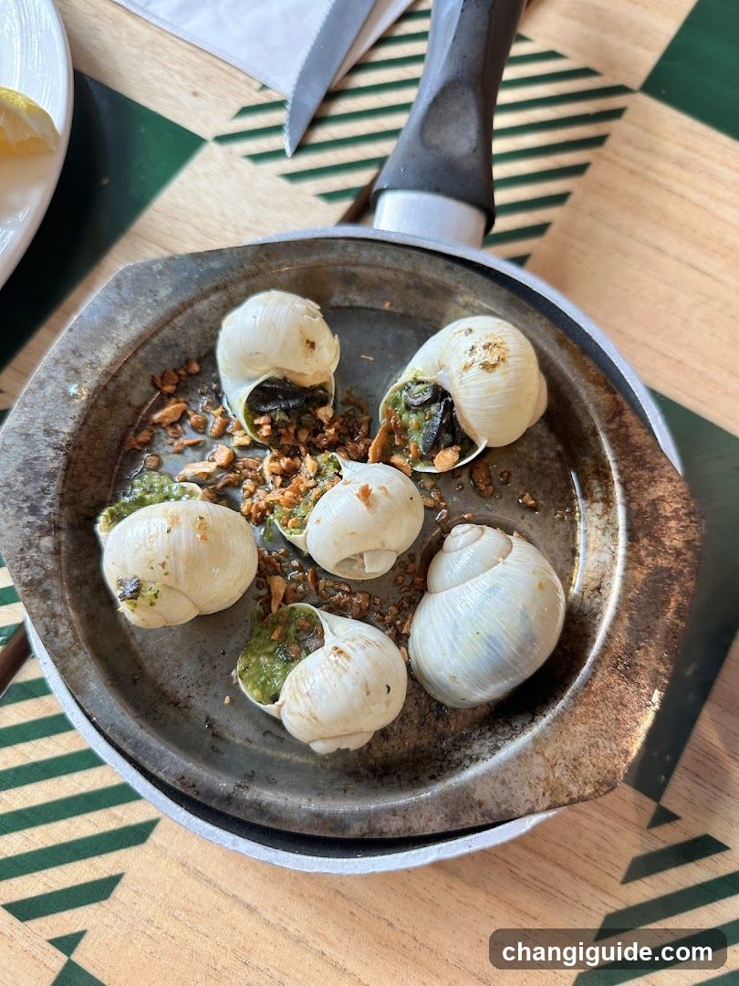 Escargot in a pan