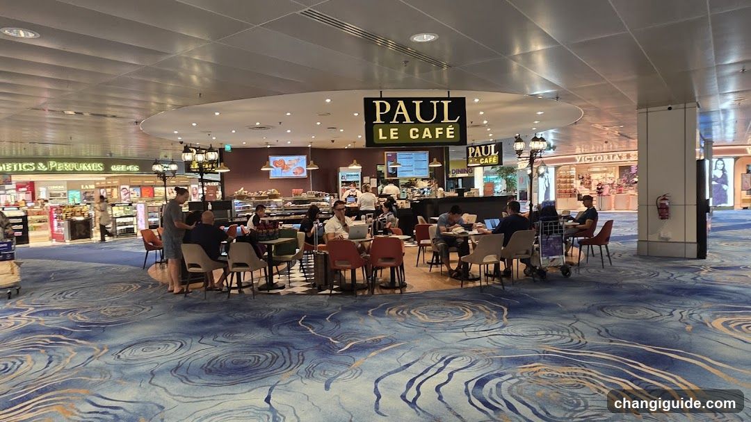 Paul Le Cafe Interior