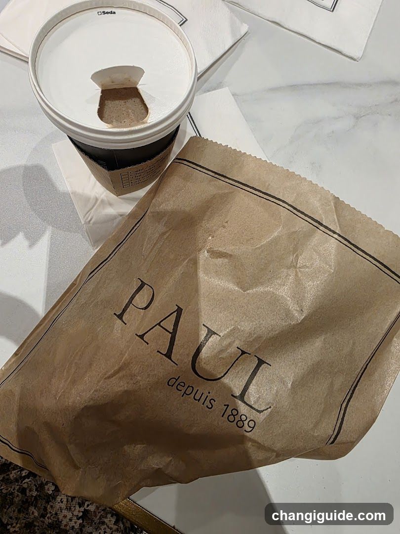Paul Bakery Coffee and Bagel Set