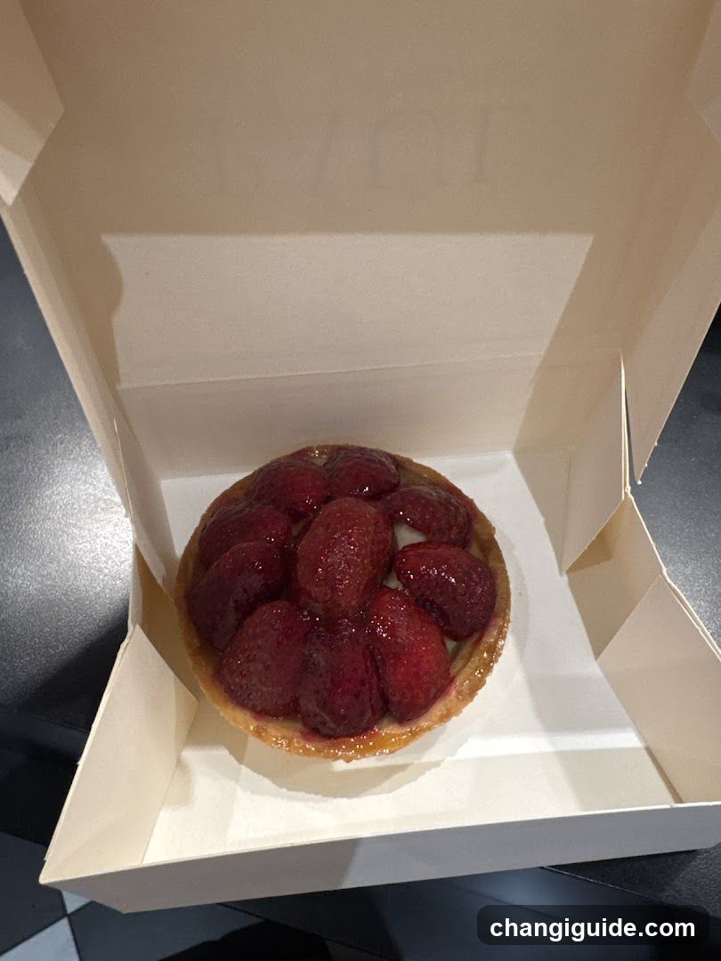 Strawberry Tart in Box