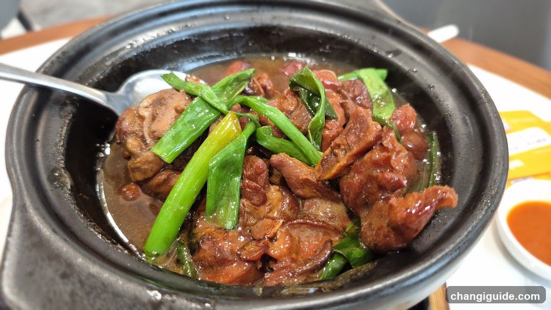 Sizzling Claypot Dish with Green Onions