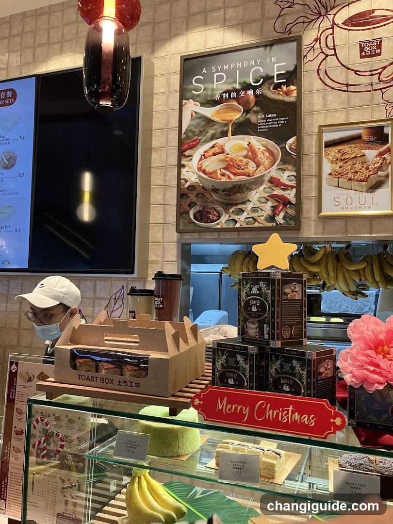 Toast Box Interior Display