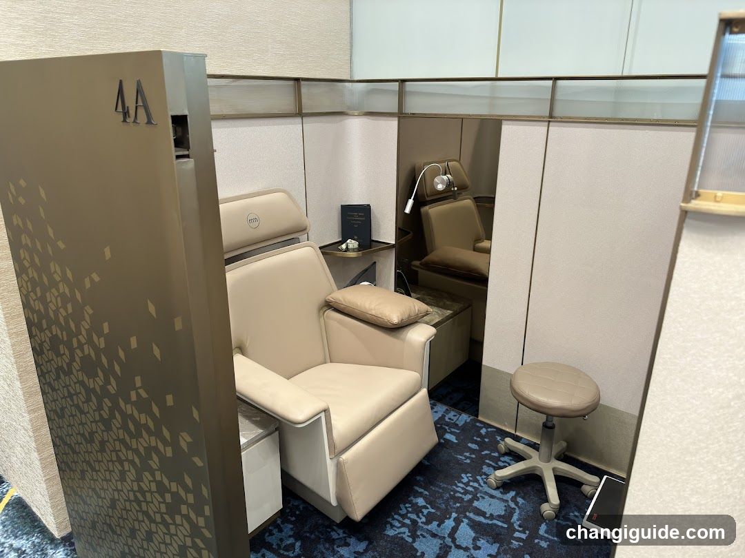 Luxury Lounge Seat