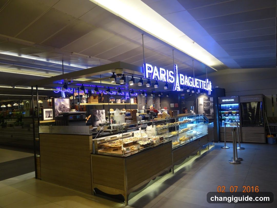 Paris Baguette Interior