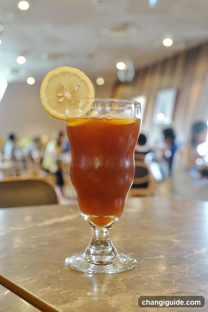 Iced Tea with Lemon Slice