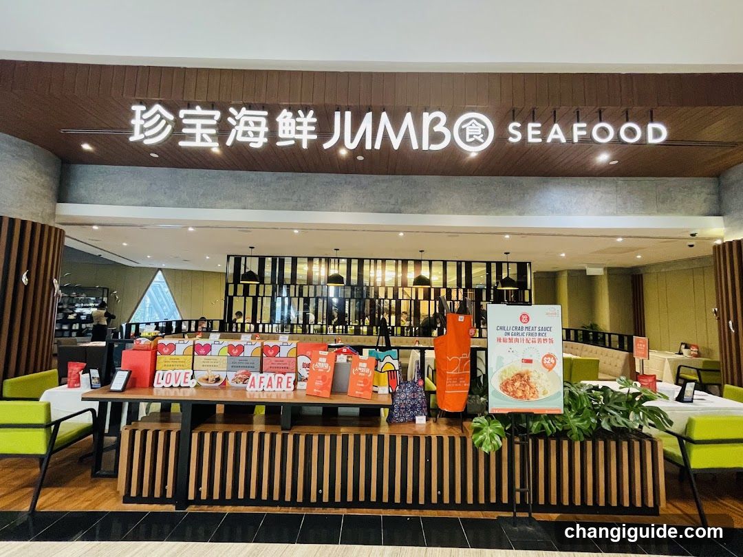 Jumbo Seafood Interior Display