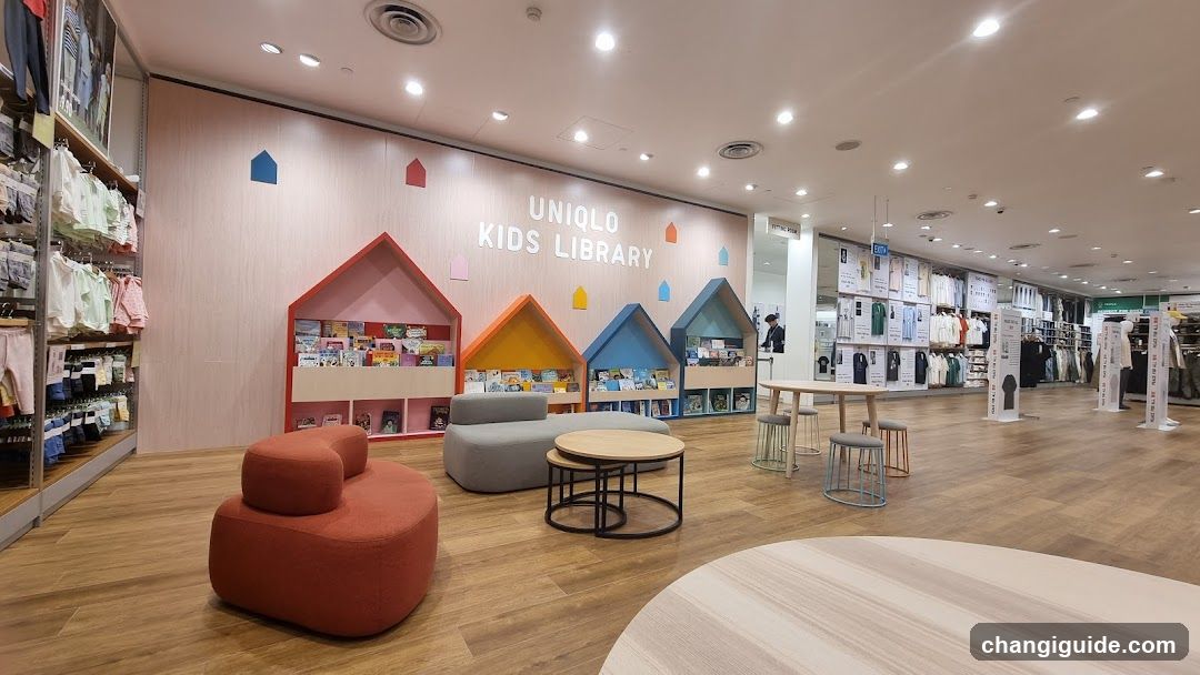 Uniqlo Kids Library Interior