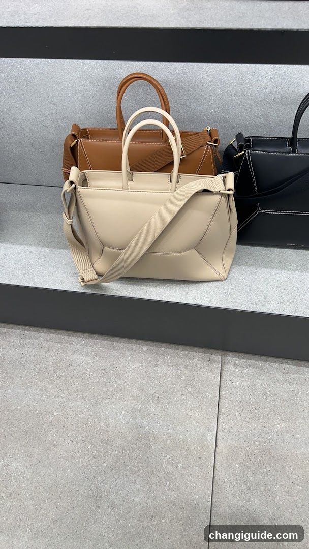 Handbags Display