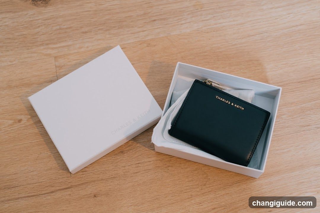 Charles & Keith Wallet Unboxing