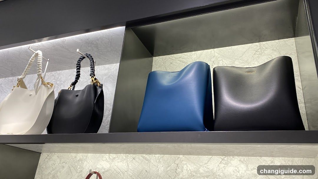 BAG DISPLAY