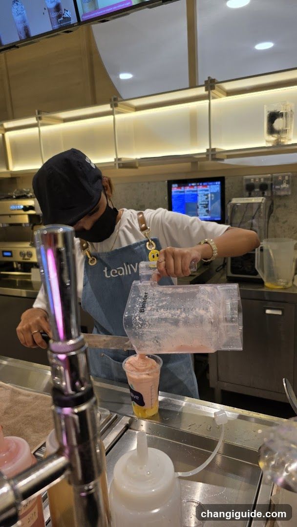 Beverage Preparation at Tealive