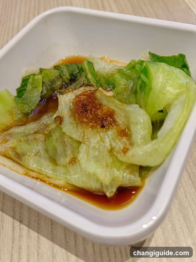 Braised Lettuce with Sauce