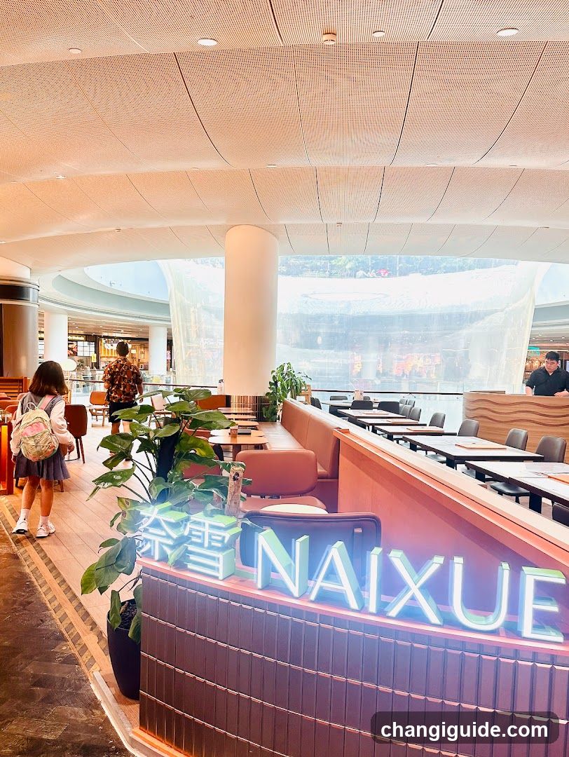 Naixue Interior View