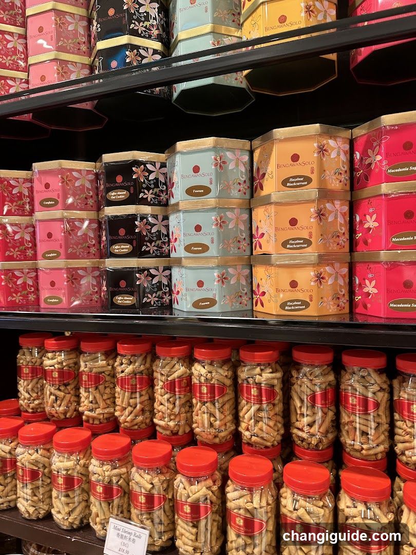 Bingwaansolo Tea Tins and Crackers