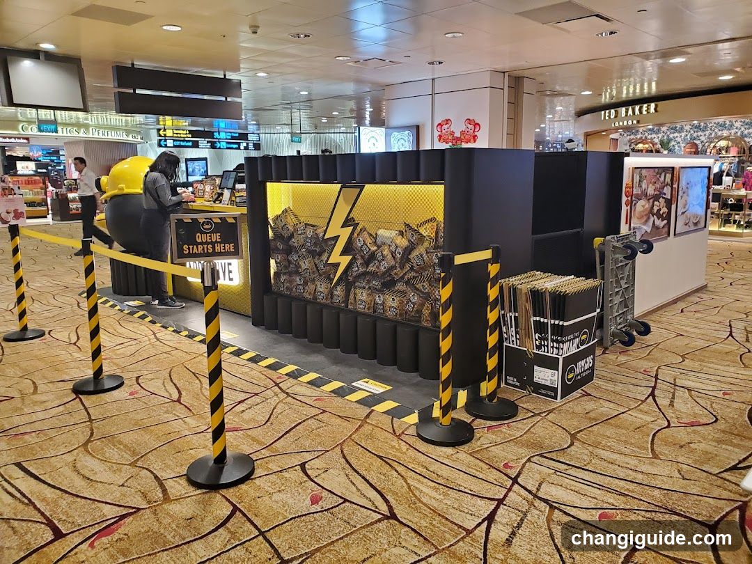 Airport Duty Free Kiosk