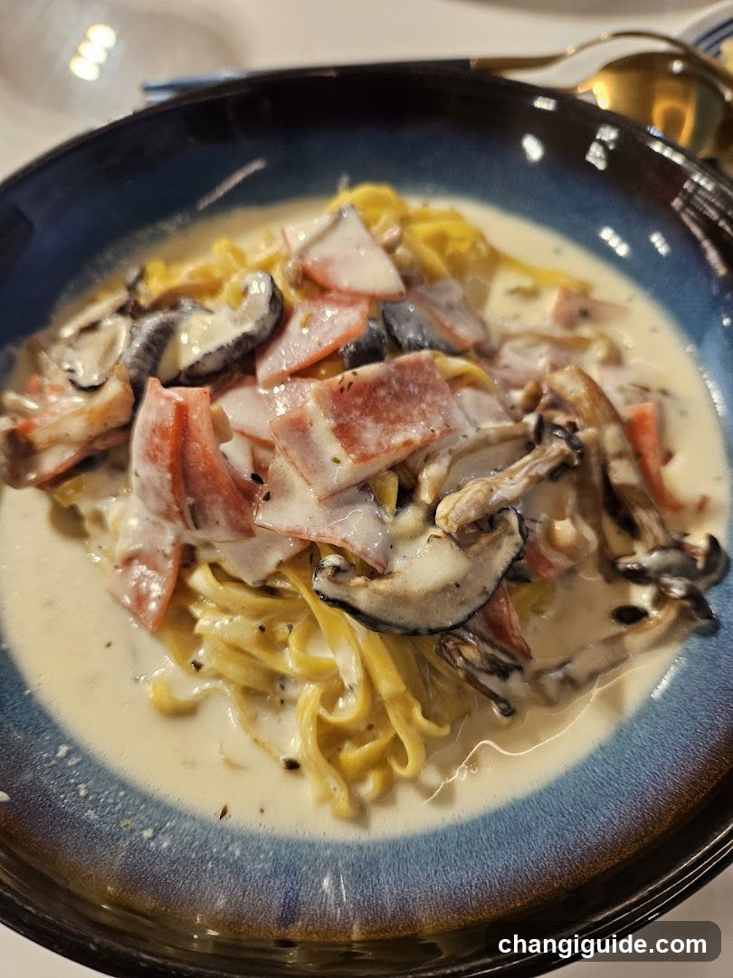 Creamy Pasta with Ham and Mushrooms