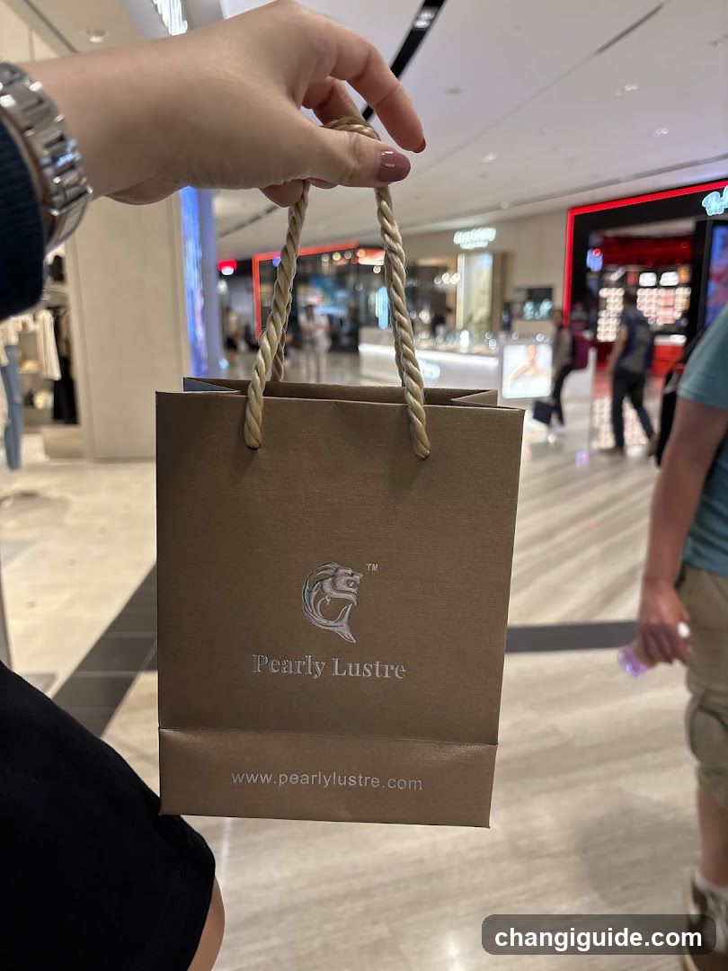 Pearly Lustre @ Jewel Changi Airport