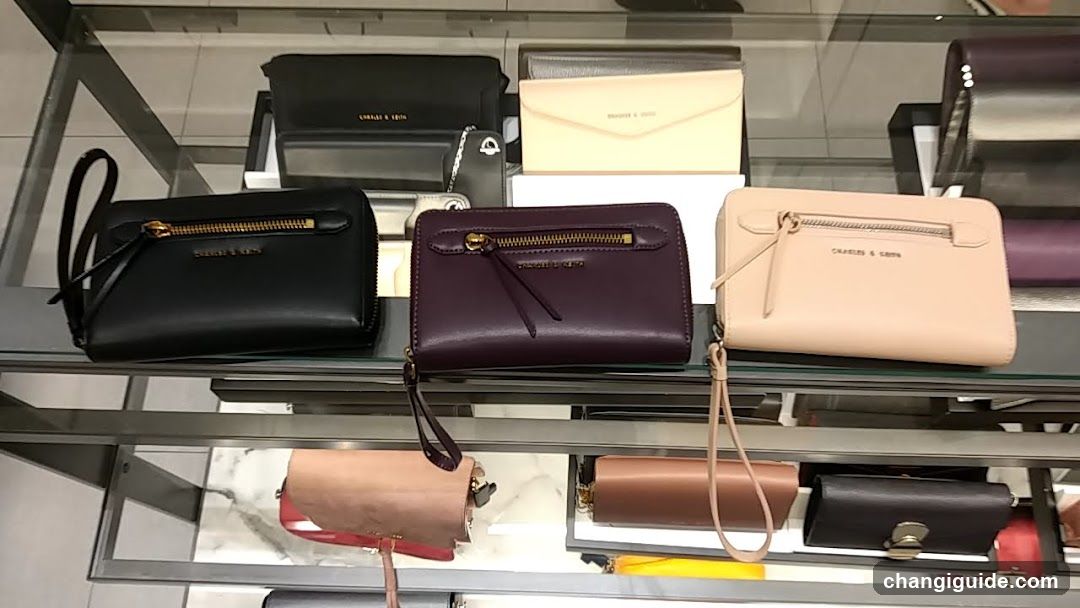 Handbag Display Shelf
