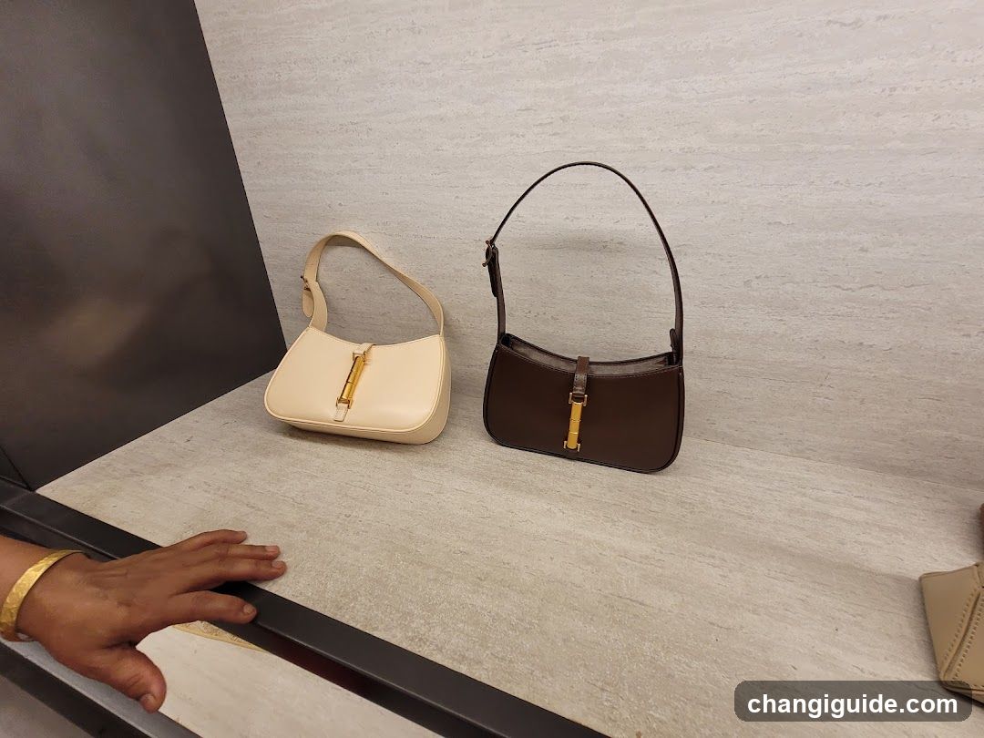 Handbag Display