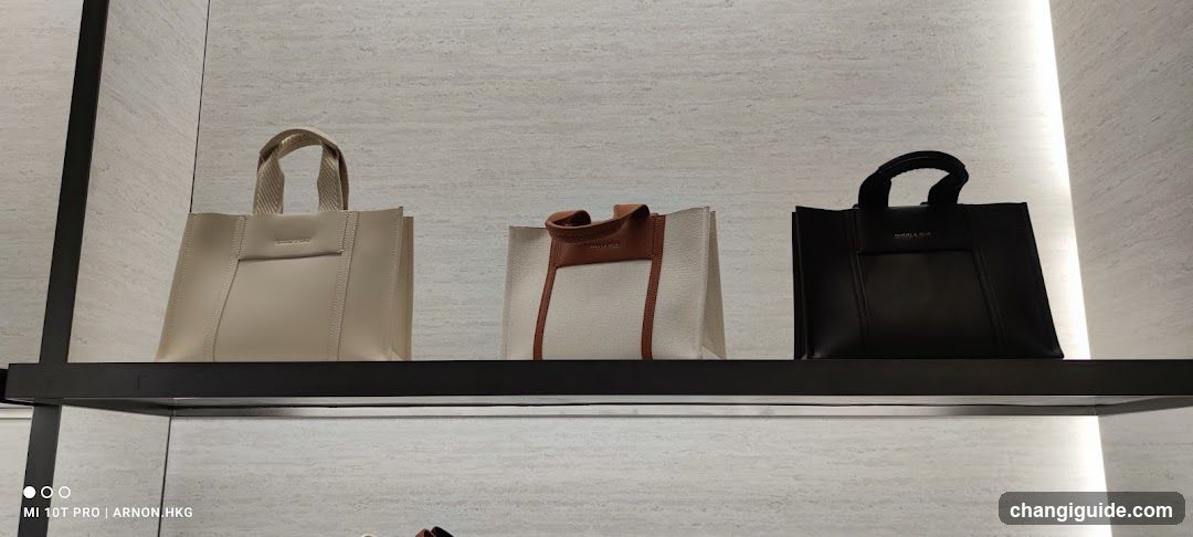 Handbag Display Shelf