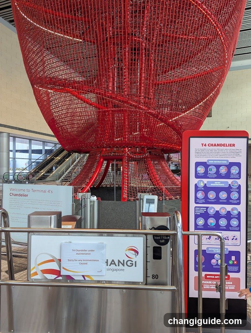 T4 Chandelier at Changi Airport