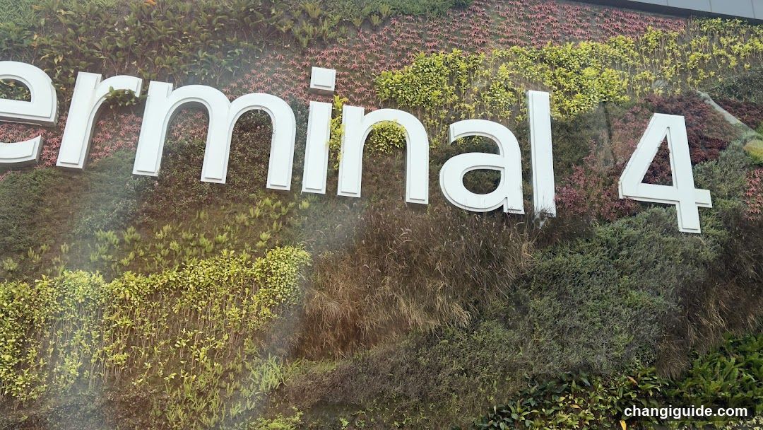 Terminal 4 Signage