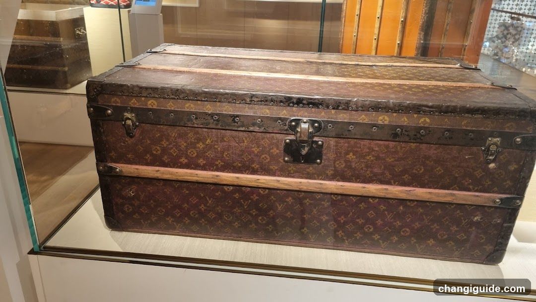 Vintage Louis Vuitton Trunk Display