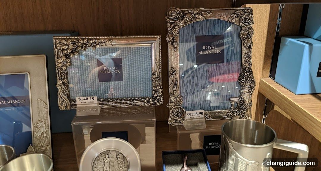 Royal Selangor Merchandise Display