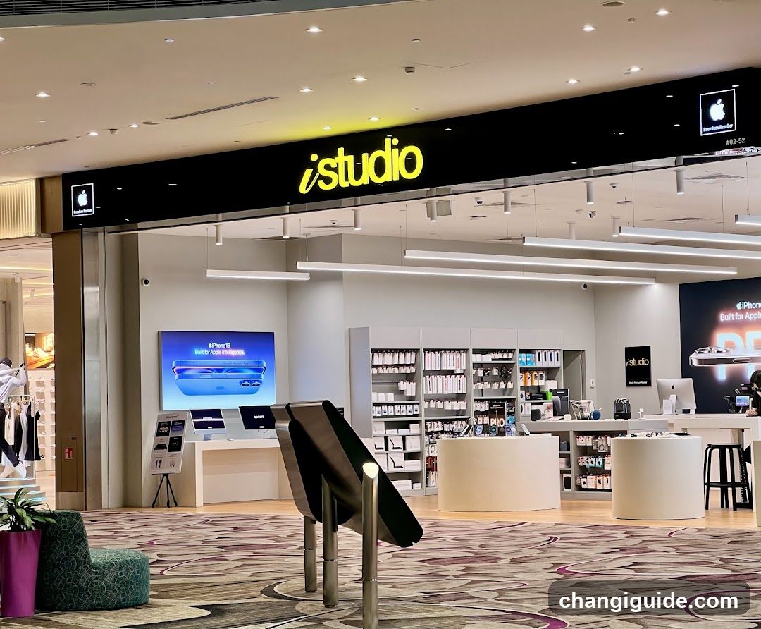 Apple iStudio Store Interior