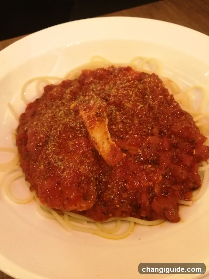 Spaghetti with Tomato Sauce and Chicken