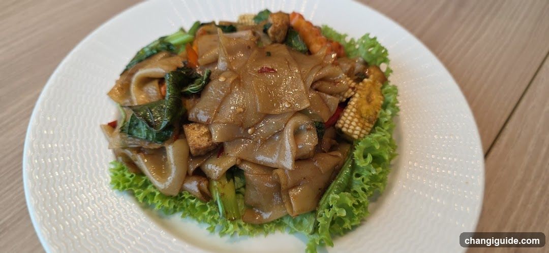 Stir-fried Rice Noodles with Vegetables