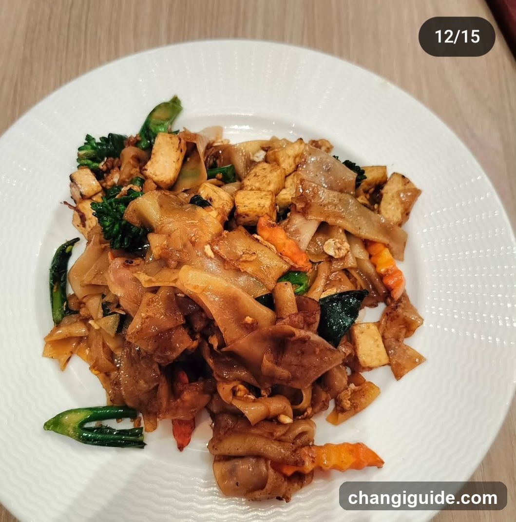 Stir-fried Noodles with Vegetables and Tofu