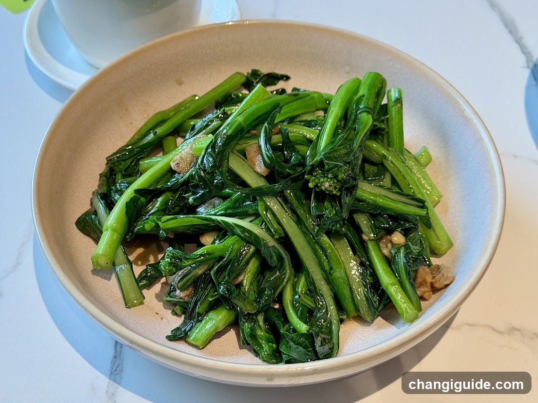 Stir-fried Chinese Broccoli with Garlic