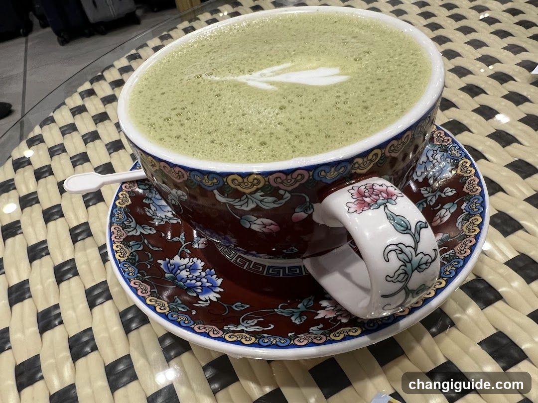 Matcha Latte in Decorative Cup