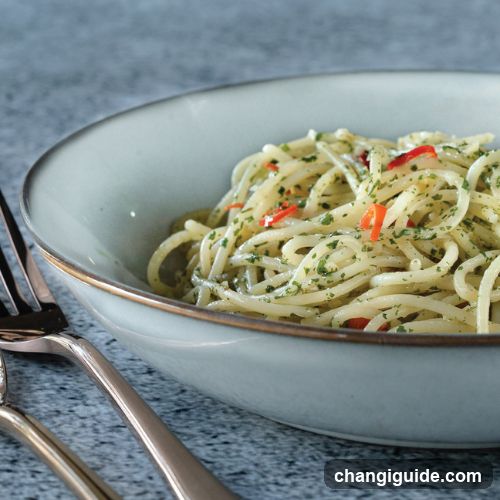 Pesto Pasta with Red Peppers