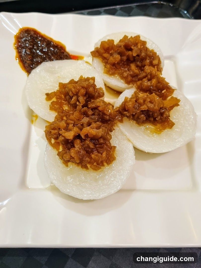 Dish with minced topping