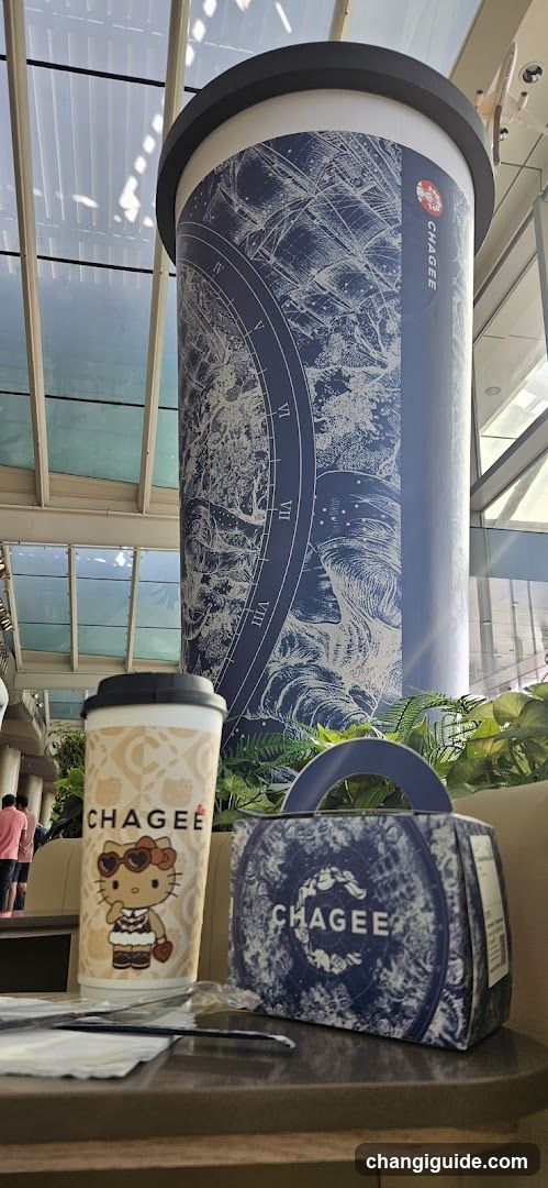 Chagee Merchandise Display