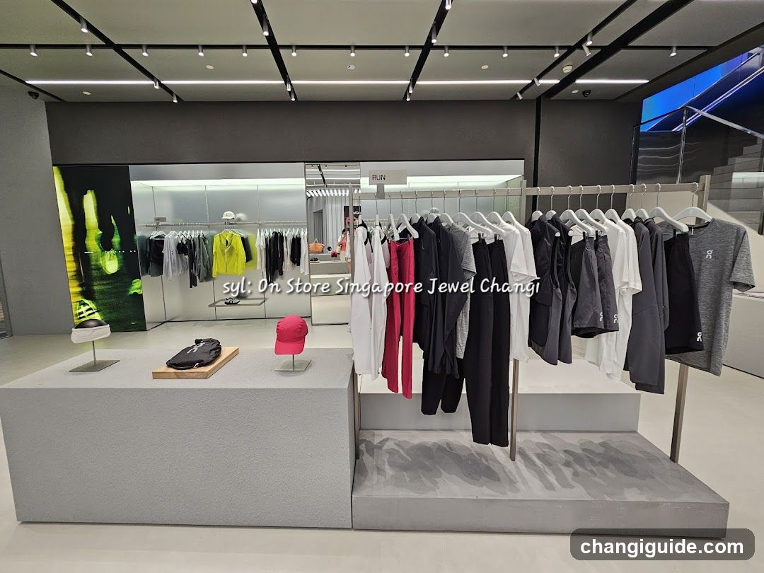 syl: On Store Singapore Jewel Changi