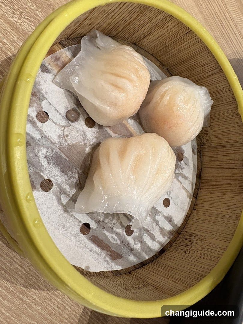 Steamed Dumplings in Bamboo Basket