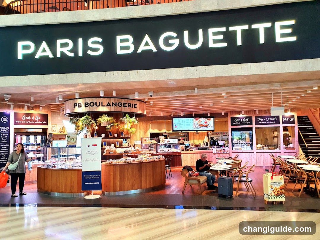 Paris Baguette Interior