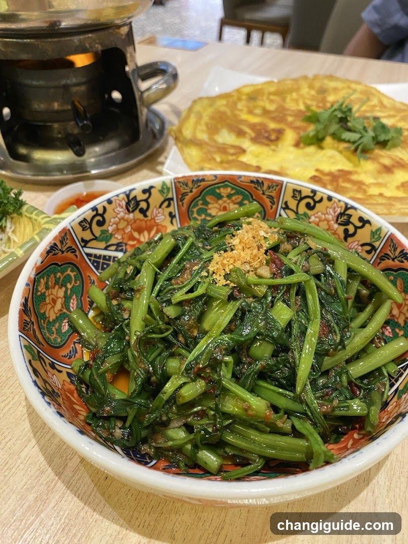 Stir-fried Greens with Garlic and Omelette