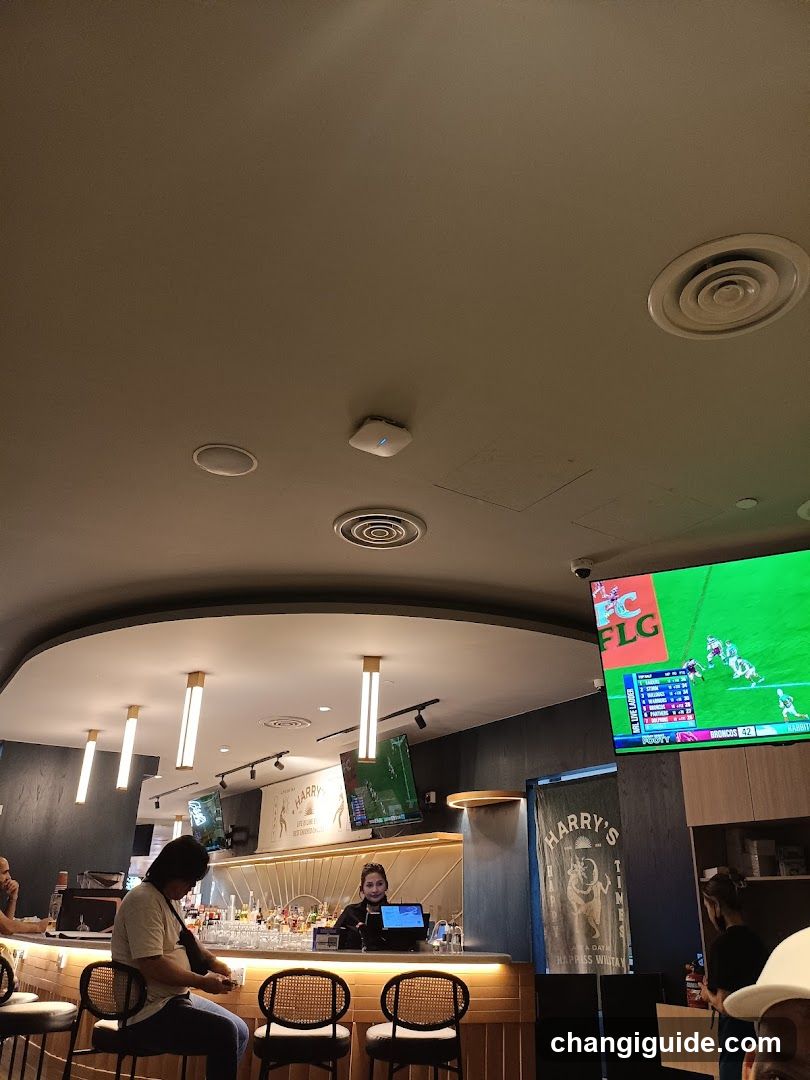 Harry's Bar Interior